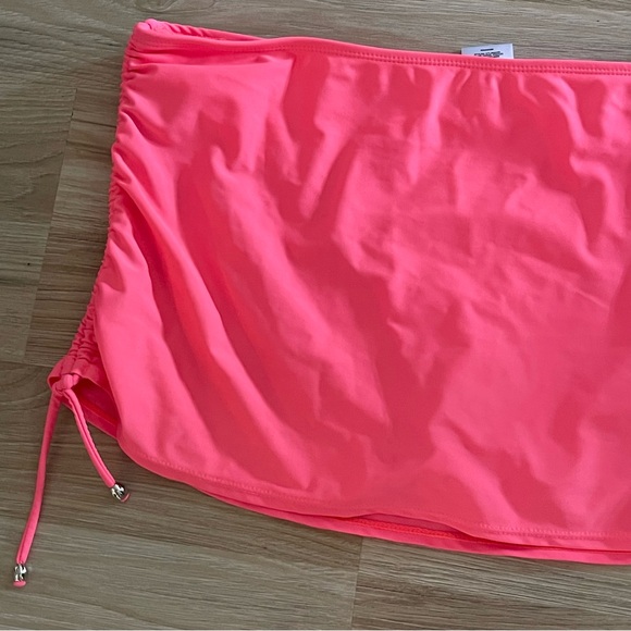 Catalina Women's Swim Sarong - Vibrant Pink - Picture 2 of 5